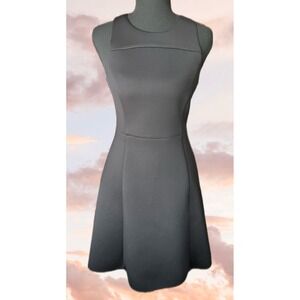 Banana Republic Black Scuba Fit and Flare Sleeveless Dress 288579-00 Size 2